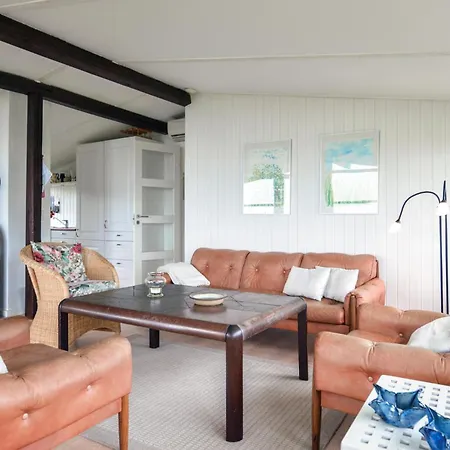 Svellebakken Holiday home Farevejle